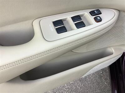 2002 Lexus ES 300 - Photo 19 - Crest Hill, IL 60403