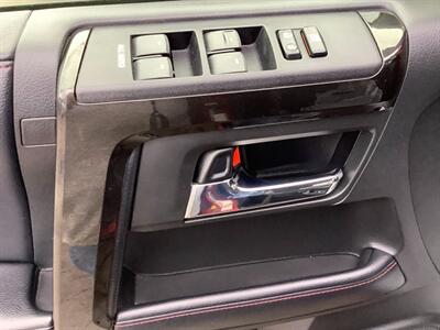 2018 Toyota 4Runner SR5   - Photo 25 - Crest Hill, IL 60403