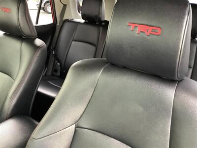 2018 Toyota 4Runner SR5   - Photo 36 - Crest Hill, IL 60403
