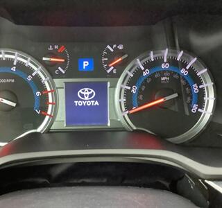 2018 Toyota 4Runner SR5   - Photo 16 - Crest Hill, IL 60403