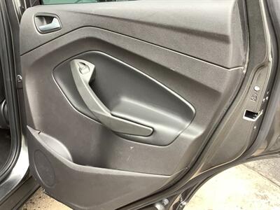 2018 Ford Escape SE   - Photo 27 - Crest Hill, IL 60403