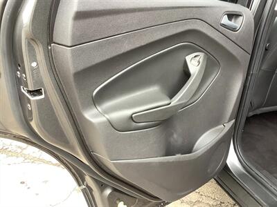 2018 Ford Escape SE   - Photo 25 - Crest Hill, IL 60403