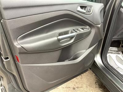 2018 Ford Escape SE   - Photo 15 - Crest Hill, IL 60403