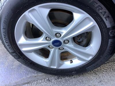 2016 Ford Escape SE   - Photo 37 - Crest Hill, IL 60403
