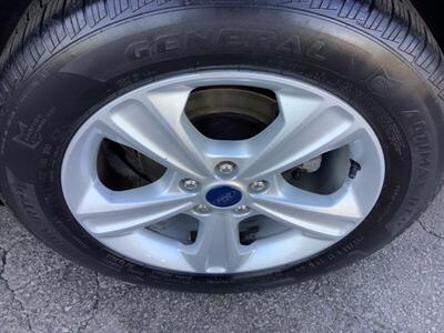 2016 Ford Escape SE   - Photo 40 - Crest Hill, IL 60403