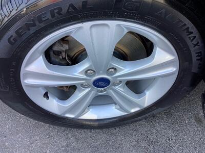 2016 Ford Escape SE - Photo 39 - Crest Hill, IL 60403