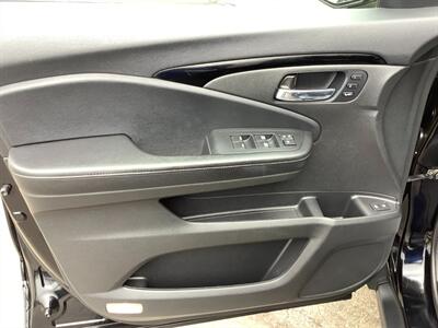 2020 Honda Passport Elite   - Photo 14 - Crest Hill, IL 60403
