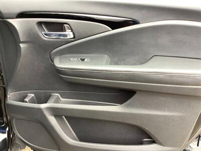 2020 Honda Passport Elite   - Photo 37 - Crest Hill, IL 60403