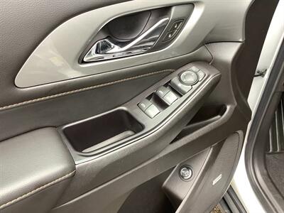 2019 Chevrolet Traverse LT Leather - Photo 14 - Crest Hill, IL 60403