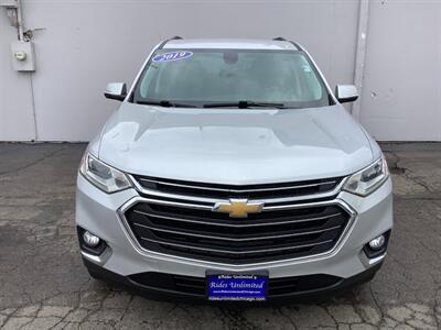 2019 Chevrolet Traverse LT Leather - Photo 10 - Crest Hill, IL 60403