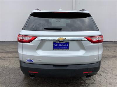 2019 Chevrolet Traverse LT Leather - Photo 6 - Crest Hill, IL 60403