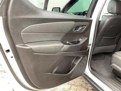 2019 Chevrolet Traverse LT Leather - Photo 26 - Crest Hill, IL 60403