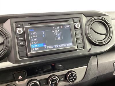 2018 Toyota Tacoma SR V6   - Photo 38 - Crest Hill, IL 60403