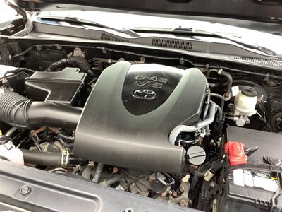 2018 Toyota Tacoma SR V6   - Photo 61 - Crest Hill, IL 60403