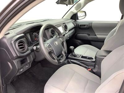 2018 Toyota Tacoma SR V6   - Photo 16 - Crest Hill, IL 60403