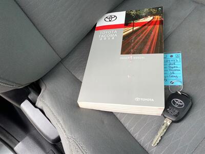 2018 Toyota Tacoma SR V6   - Photo 51 - Crest Hill, IL 60403