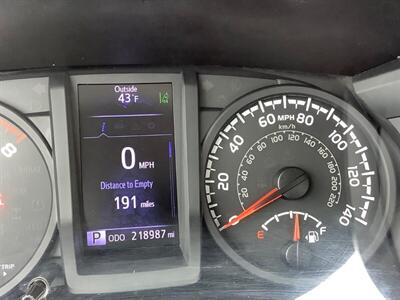 2018 Toyota Tacoma SR V6   - Photo 21 - Crest Hill, IL 60403