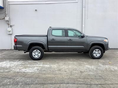 2018 Toyota Tacoma SR V6   - Photo 30 - Crest Hill, IL 60403