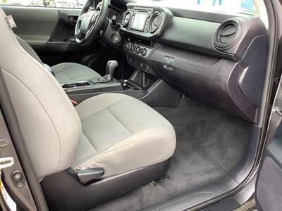 2018 Toyota Tacoma SR V6   - Photo 50 - Crest Hill, IL 60403