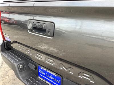 2018 Toyota Tacoma SR V6   - Photo 52 - Crest Hill, IL 60403