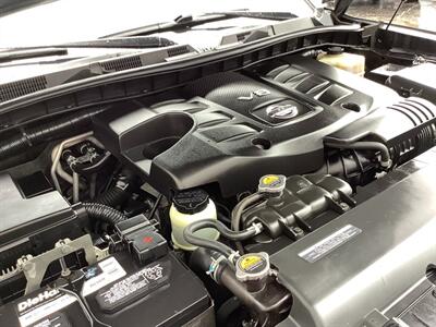 2017 Nissan Armada Platinum   - Photo 26 - Crest Hill, IL 60403