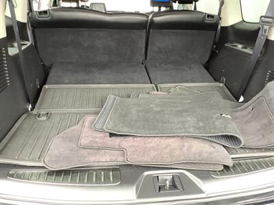 2017 Nissan Armada Platinum   - Photo 18 - Crest Hill, IL 60403