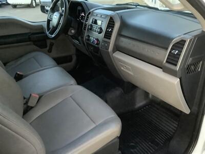 2017 Ford F-250 Super Duty XL - Photo 25 - Crest Hill, IL 60403