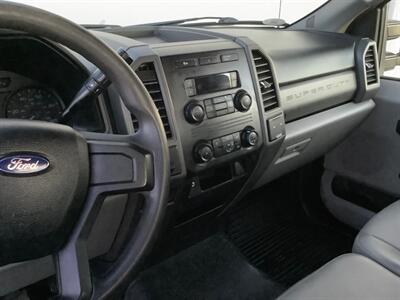 2017 Ford F-250 Super Duty XL - Photo 15 - Crest Hill, IL 60403