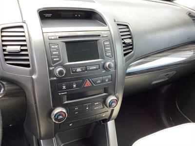 2013 Kia Sorento SX - Photo 16 - Crest Hill, IL 60403
