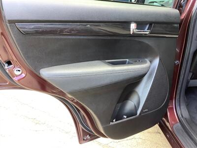 2013 Kia Sorento SX - Photo 22 - Crest Hill, IL 60403