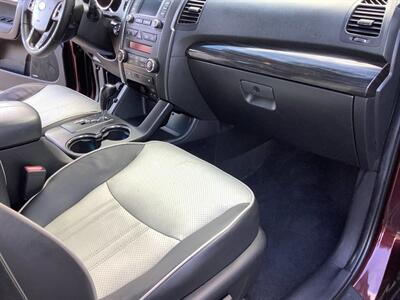 2013 Kia Sorento SX - Photo 28 - Crest Hill, IL 60403