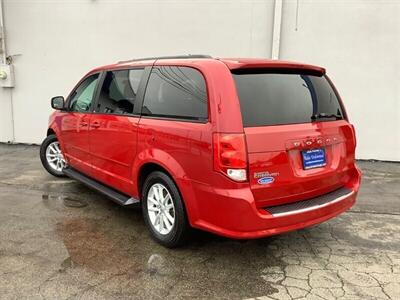 2013 Dodge Grand Caravan SXT   - Photo 4 - Crest Hill, IL 60403