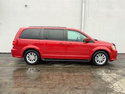 2013 Dodge Grand Caravan SXT   - Photo 9 - Crest Hill, IL 60403