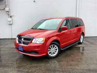 2013 Dodge Grand Caravan SXT   - Photo 2 - Crest Hill, IL 60403