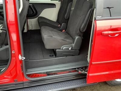 2013 Dodge Grand Caravan SXT   - Photo 24 - Crest Hill, IL 60403