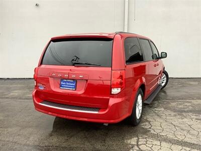2013 Dodge Grand Caravan SXT   - Photo 8 - Crest Hill, IL 60403