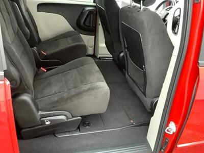 2013 Dodge Grand Caravan SXT   - Photo 28 - Crest Hill, IL 60403