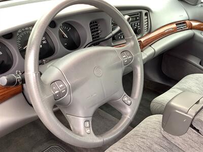 2004 Buick LeSabre Custom   - Photo 19 - Crest Hill, IL 60403
