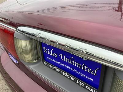 2004 Buick LeSabre Custom   - Photo 30 - Crest Hill, IL 60403