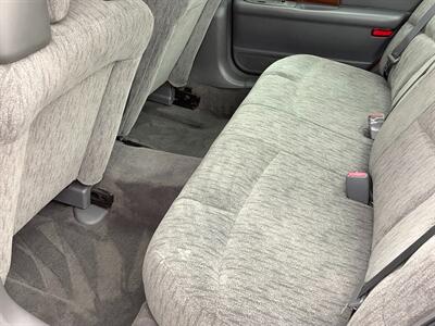 2004 Buick LeSabre Custom   - Photo 22 - Crest Hill, IL 60403