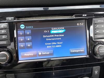 2017 Nissan Rogue SV   - Photo 19 - Crest Hill, IL 60403