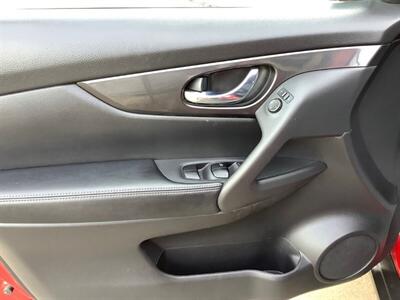 2017 Nissan Rogue SV   - Photo 11 - Crest Hill, IL 60403