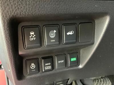 2017 Nissan Rogue SV   - Photo 15 - Crest Hill, IL 60403