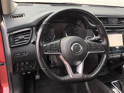 2017 Nissan Rogue SV   - Photo 17 - Crest Hill, IL 60403