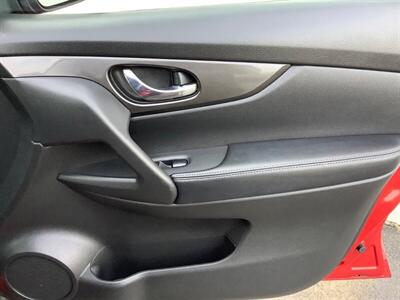 2017 Nissan Rogue SV   - Photo 28 - Crest Hill, IL 60403