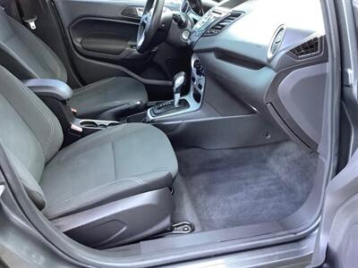 2016 Ford Fiesta SE - Photo 27 - Crest Hill, IL 60403