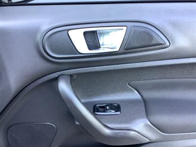 2016 Ford Fiesta SE - Photo 26 - Crest Hill, IL 60403