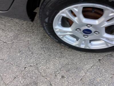 2016 Ford Fiesta SE   - Photo 35 - Crest Hill, IL 60403