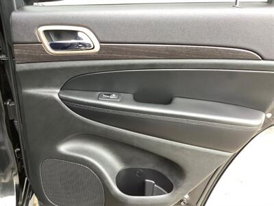 2014 Jeep Grand Cherokee Laredo   - Photo 25 - Crest Hill, IL 60403