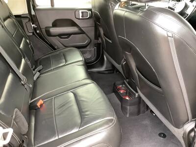 2019 Jeep Wrangler Sahara - Photo 35 - Crest Hill, IL 60403